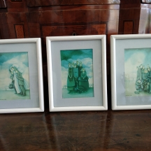 יורש, אביגיל (Avigail Yoresh) - לוט של שלושה הדפסים מצולמים ישנים ממוסגרים קטנים