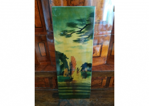 'סירות דייגים על רקע זריחה מוזהבת'