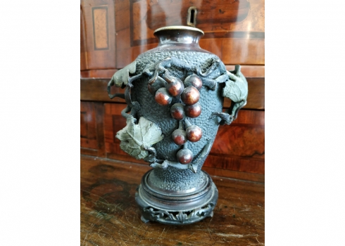 אגרטל ברונזה איכותי ועתיק, מתקופת 'מייג'י' (Meiji Period)