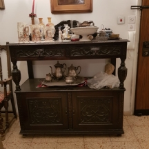 מזנון צרפתי עתיק מהמאה ה-19 (חלק תחתון של מזנון)