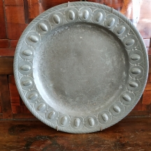 לאספנים - צלחת פיוטר עתיקה מהמאה ה-18