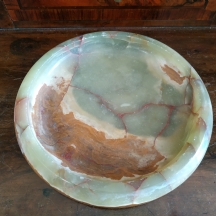 כלי ישן עשוי אוניקס טבעי מלוטש