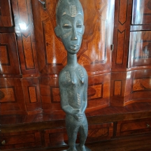 פסל אפריקאי עתיק של שבט הבאולה (Baule ) מחוף השנהב, סוף המאה ה-19