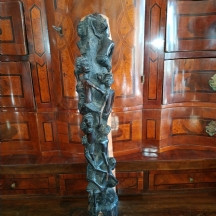 פסל אפריקאי ישן מזימבבואה בדגם 'עץ החיים', עשוי עץ הובנה