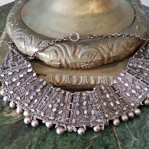 ענק תימני ישן עשוי כסף בעבודת יד