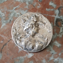 תליון ארט נובו עתיק (גם סיכה) עשוי כסף