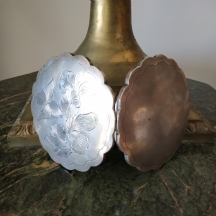 פודריה עתיקה ויפה עשויה כסף