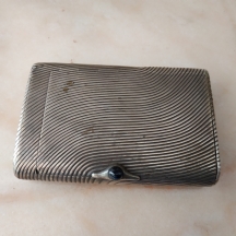 קופסא רוסית עתיקה ואיכותית לטבק לגבר, עשויה כסף, הפנים מוזהב