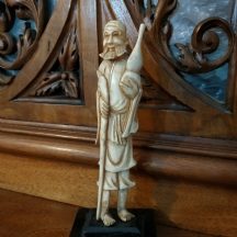 פסלון שנהב סיני עתיק מהמאה ה-19