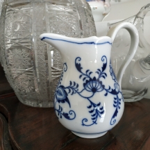 קנקן פורצלן גרמני לשוקו חם, מתוצרת: 'מייסן העיר'