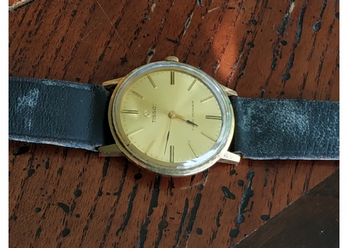 שעון יד ישן לגבר מתוצרת: 'Tissot', עשוי זהב צהוב 14 קארט