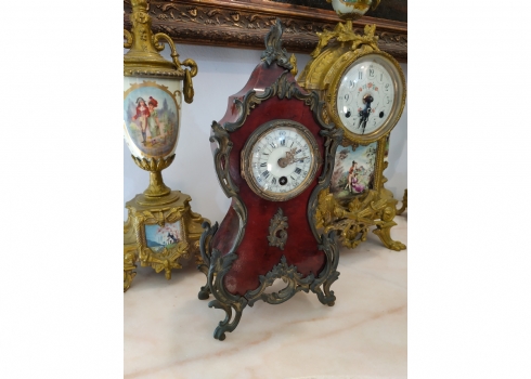 שעון קמין וינאי עתיק מסוף המאה ה-19