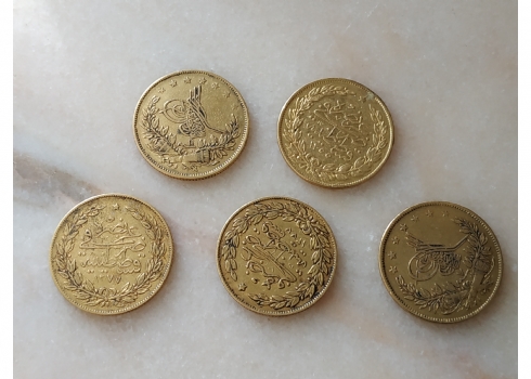 לוט של חמש מטבעות עותמאנים עתיקים, עשויים זהב