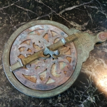 אסטרולב איסלמי עתיק מהמאה ה-19