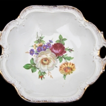 קערת פורצלן מעוטרת פרחים וזהב