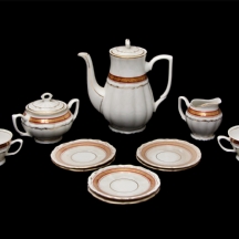 סט לקפה עשוי פורצלן