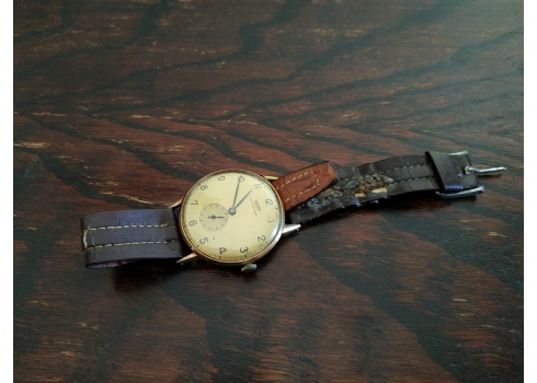 שעון יד ישן לגבר מתוצרת חברת: 'Tissot', עשוי זהב