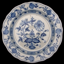 צלחת חרסינה עתיקה מתוצרת 'מייסן'