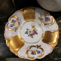 צלחת פורצלן גרמנית גדולה ויפה, מתוצרת: 'Volkstedt porcelain manufactury '