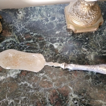 כלי הגשה עתיק גדול ויפה, ידית כסף