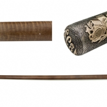 מקל הליכה מ-1892 עשוי עץ וראש כסף וזהב