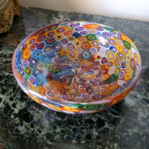כלי זכוכית איטלקי (ונציאני) עשוי בעבודת 'מילפיורי' (Millefiori)