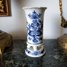 אגרטל פורצלן גרמני איכותי מתוצרת 'מייסן' (Meissen)