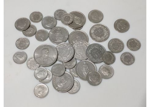 לוט של 37 מטבעות משוייץ משנת 1970.