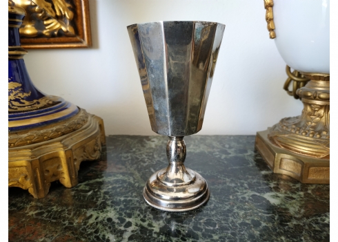 גביע קידוש ישן ויפה, עשוי כסף 'סטרלינג' (925), חתום