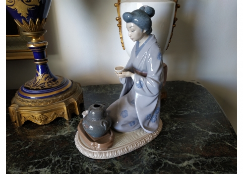 פסל פורצלן ספרדי איכותי מתוצרת: 'ידרו' (Lladro), חתום