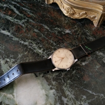 שעון יד ישן לגבר, עשוי מתכת: 'International Watch Co' (חברת: 'Schaffhausen')