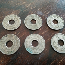 לוט של 6 מטבעות ישנים של 5 מיל משנת 1939.