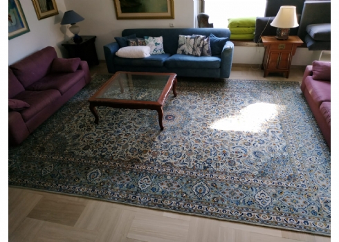 שטיח פרסי גדול ואיכותי, במצב טוב