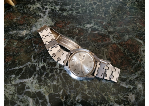 שעון יד ישן לגבר, מתוצרת חברת: 'SEIKO', יד שניה / משומש