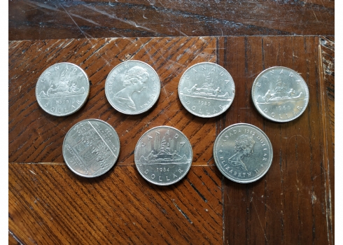לוט של 7 מטבעות קנדים ישנים עשויים נחושת מצופה ניקל.