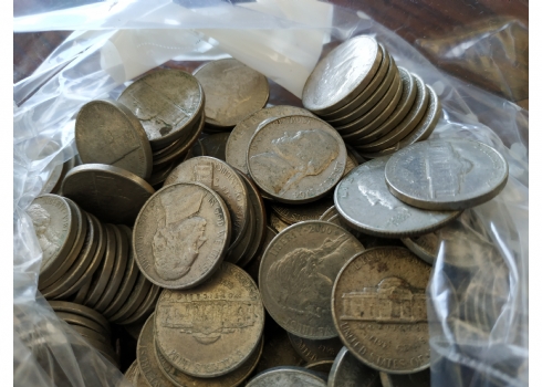 לוט של 150 מטבעות מארצות הברית, של 5 סנט, בין השנים: 1970-2000 ס"מ.