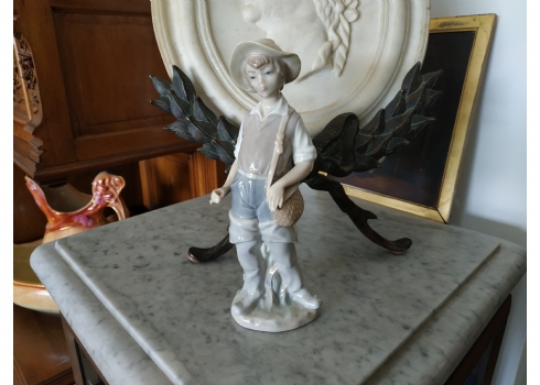 פסל פורצלן ספרדי איכותי מתוצרת: 'ידרו' (Lladro), חתום