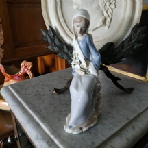 פסל פורצלן ספרדי איכותי מתוצרת: 'ידרו' (Lladro), חתום