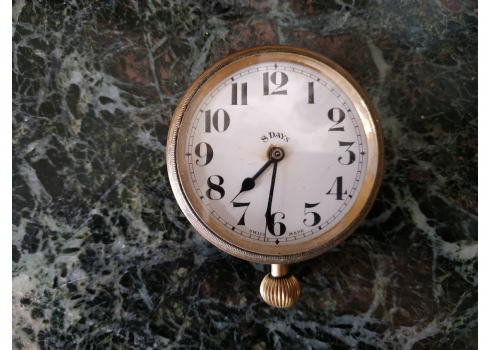 שעון כיס שוויצרי עתיק (8 ימים) עשוי מתכת