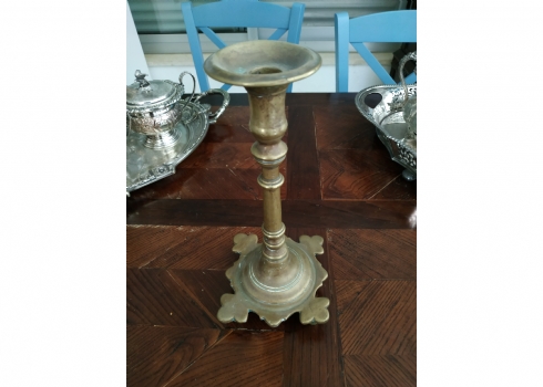 פמוט ברונזה עתיק (בודד), המאה ה-18