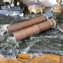 לוט של שתי מטחנות פלפל עתיקות עשויות נחושת