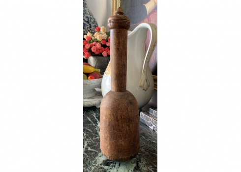 לאספני כלי מטבח עתיקים - עלי עתיק וגדול מהמאה ה-19 עשוי עץ