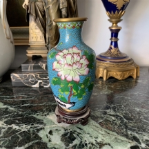 אגרטל קלואזונה סיני (Chinese cloisonné)