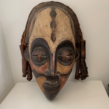 מסכה אפריקאית עתיקה של שבט הצ'וקווה (Chokwe people)