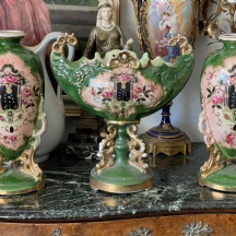 סט גארניטורה (Garniture) אנגלי עתיק (ויקטוריאני) מסוף המאה ה-19