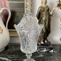 גביע זכוכית ומכסה תואם (Goblet)