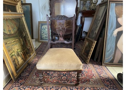 כיסא אומנת (כיסא הנקה / Nursing chair) אנגלי עתיק יפה ואיכותי מהמאה ה-19