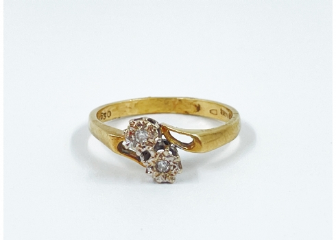 טבעת זהב ו2 יהלומים