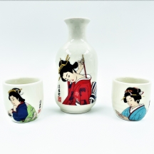 סט לשתיית סאקה (Sake)