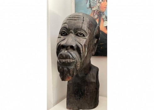 פסל ראש (Bust) אפריקאי גדול מיימדים ומרשים מאד, עשוי עץ, מגולף בעבודת יד